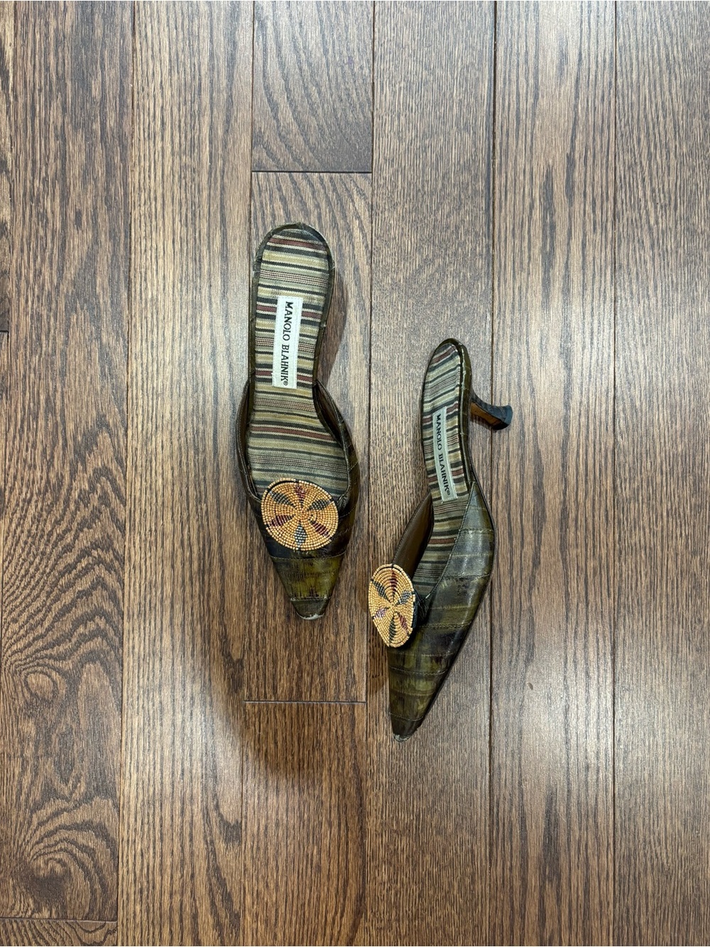Authentic Manolo Blahnik kitten heels